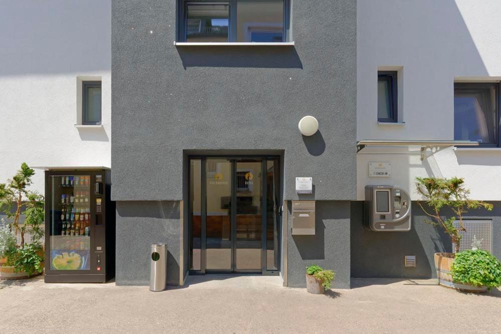 Heilbronner Hotel Am Schoenen Theater Exterior foto